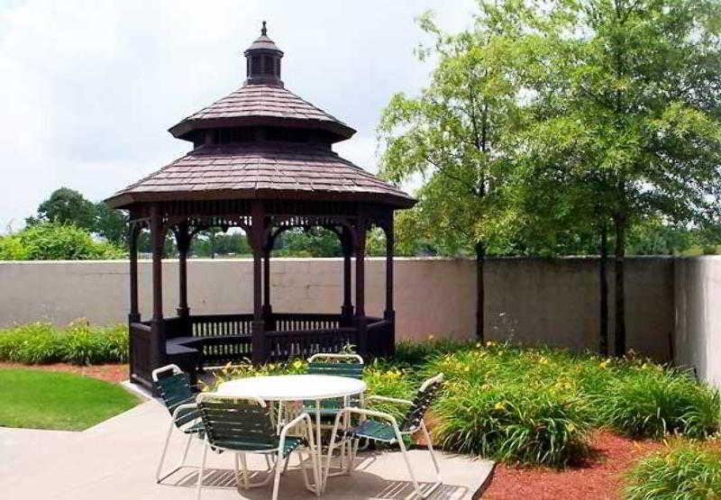 Courtyard By Marriott Bentonville Restaurant photo